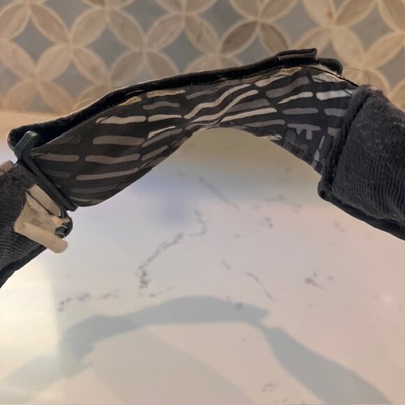 Nike Golf Women’s Visor Gray And White Moisture Wick Big Bill - Picture 8 of 9